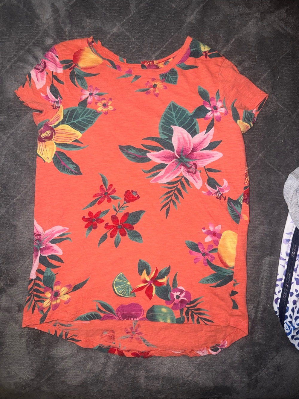 Old Navy Coral Floral Short Sleeve Tee